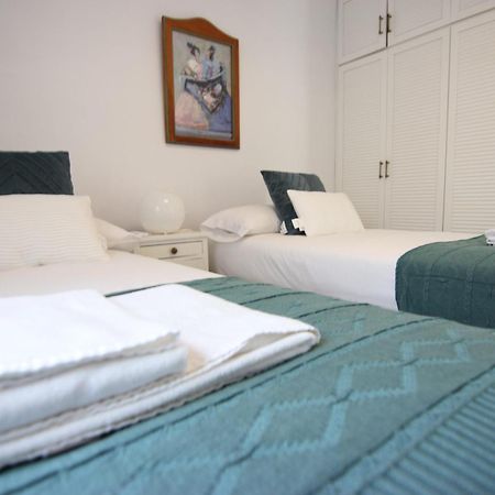 Rentalsevilla Espacioso Apartamento En La Alameda De Hercules Con Parking Exterior foto