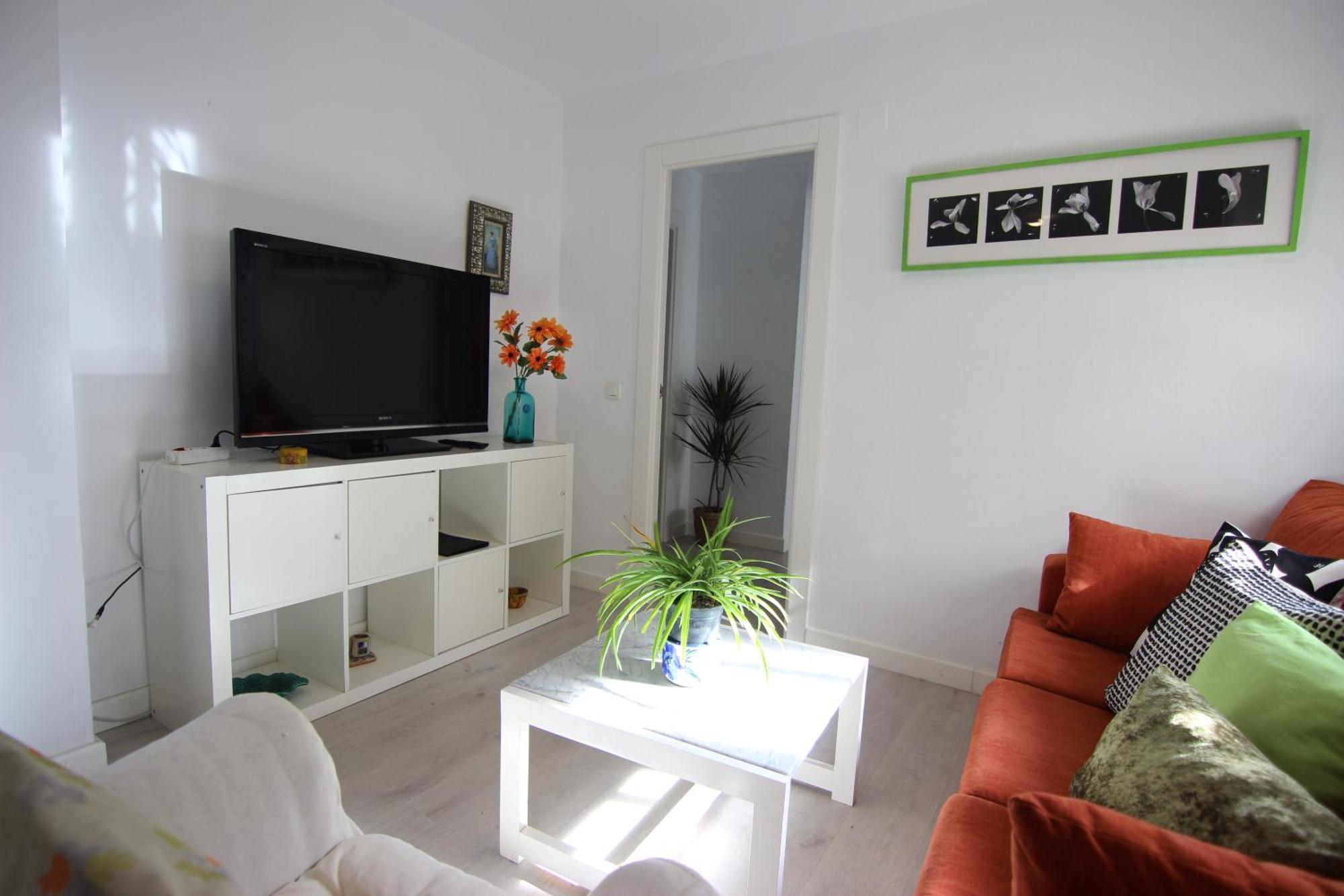 Rentalsevilla Espacioso Apartamento En La Alameda De Hercules Con Parking Exterior foto