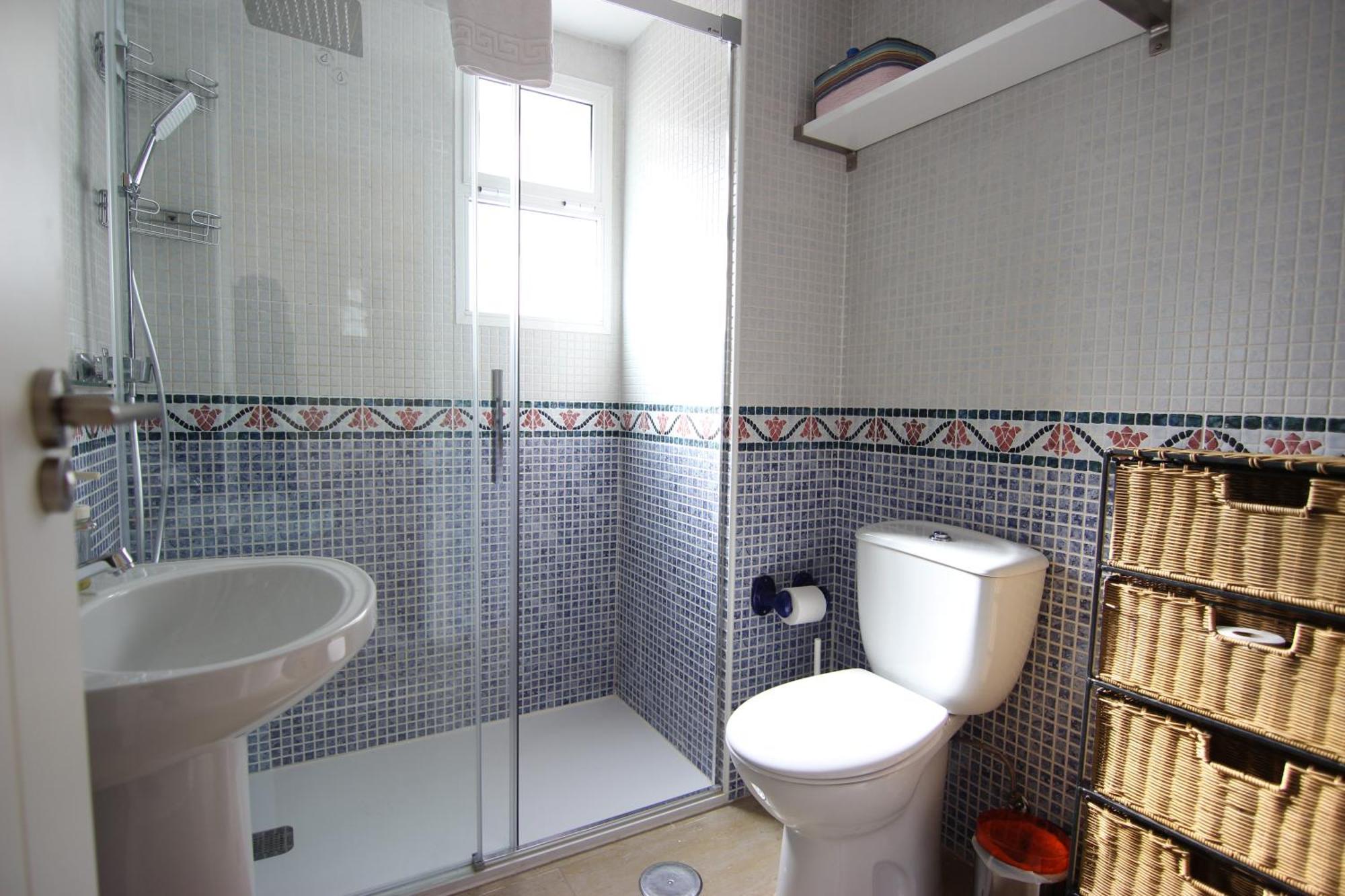 Rentalsevilla Espacioso Apartamento En La Alameda De Hercules Con Parking Exterior foto